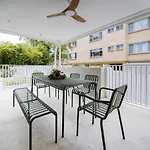 Brand-new 4br Luxury Living Near Airport And Mall *
