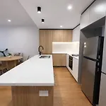 2Br West End Hideaway With City Views And Parking