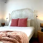 61b Summer Ensuite In Runcorn Homestay