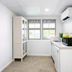 Self-contained I Near Westfield Chermside Holiday home Brisbane