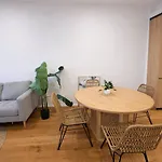 2br West End Hideaway With Views And Parking Holiday home Brisbane