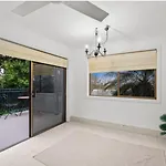 Spacious 5br Family In Upper Mount Gravatt Holiday home Brisbane