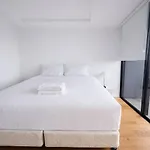 2br West End Hideaway With Views And Parking Holiday home Brisbane