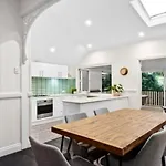 Stylish With Pool, Close Suncorp Stadium, Cbd Holiday home Brisbane