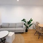 2br West End Hideaway With Views And Parking Holiday home Brisbane