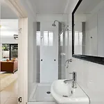Spacious 5br Family In Upper Mount Gravatt Brisbane