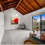 Spacious 5br Family In Upper Mount Gravatt Holiday home