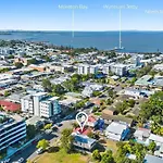 3br Family Walk To Waterfront & Wading Pool Holiday home Brisbane