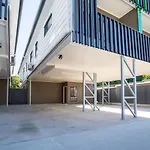 Budget Private With Kitchen Ensuite And Ac *
