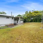 Stylish Mid Century Close To Cbd Holiday home Brisbane