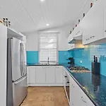 3br Family Walk To Waterfront & Wading Pool