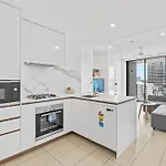 The Cityscape Pad With 2Br, 3-Bed & Free Parking