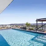 Luxury 2br 2ba With Balcony Fortitude Valley Apartment