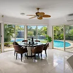 Full Ac 3Br With Pool & 3 Parking Spot