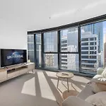 Stylish 1 Bed In Heart Of Apartment *
