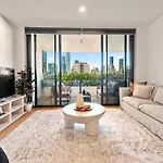 Ivy & Eve - 2br - Pool - Balcony - Parking Apartment Brisbane