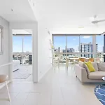 Mosaic Fortitude Valley Apartment *