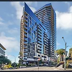 Stylish 1br In South