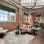 Luxury Woolstore Teneriffe Apartment Brisbane