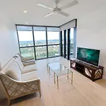40 Queens Wharf 1 Bedroom Apartment