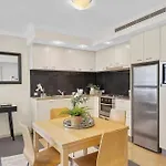 Sleeps 4 People - Centre - 100m To New Casino