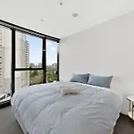 Level 15 Skytower 2Br Cbd Retreat