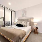 Ivy & Eve - 2br - Pool - Balcony - Parking * Brisbane