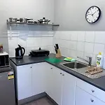 U3-Funky Unit With Privateentry Quietcentre Newac New Smart Tv