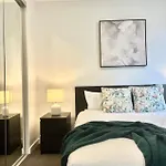 Stylish 1br In South *