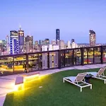 Stylish 1br In South Apartment *