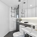 Premium Cbd Stay Incredible River Views