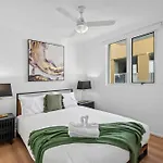 Central 2Br Apt With City Views, Balcony & Car Park