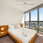 Premium Queens Wharf With Car Park *