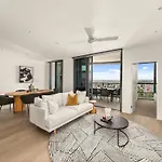 Apartment Lavish 3 Bedroom In Queens Wharf With Car Park *