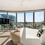 Luxury In Queens Wharf With Car Park * Brisbane