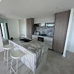 Dreamy Queens Wharf Luxury Pad W Car Park Apartment