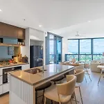 1B New Apt On Star Casino - Lv 21 Queens Wharf