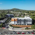 Xl Balcony Stylish 2br Parking Near Food And Shops Brisbane