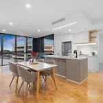 12Th Floor Stadium View -2Br-Free Parking-Cbd