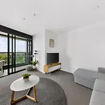 Apartment Level 15 Skytower 2br Cbd Retreat