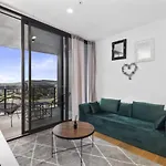 Apartment South 1br W Balcony, Gym And Sauna 12111
