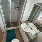 Apartment Russell Place Spacious 2br Balcony&garag