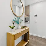 Rooftop Pool 2Br In The Heart Of The Valley