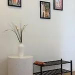 2b2b Unit Near Cbd W Courtyard In Norman Park Apartment