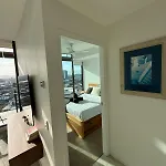Penthouse-top Floor With Pool & Views Apartment *