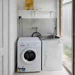 Full Ac 3br With Pool & 3 Parking Spot