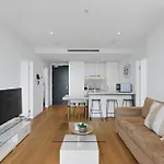 Fortitude Valley 2bed With Car Park Location *