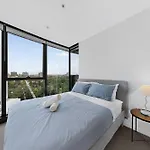 Apartment Level 15 Skytower 2br Cbd Retreat