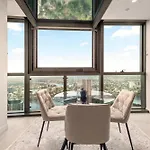 Apartment Queens Wharf 1br Skyline With Free Parking Brisbane