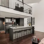 Luxury Woolstore Teneriffe Apartment